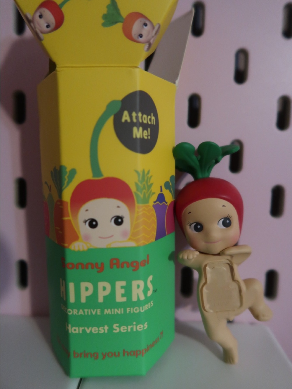 Sonny Angel Radish Hipper